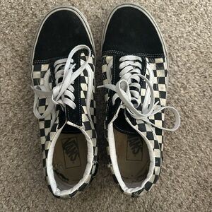 Men’s checkered vans